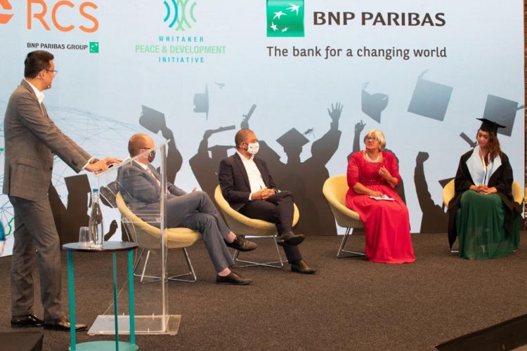 BNP Paribas representatives at the graduation