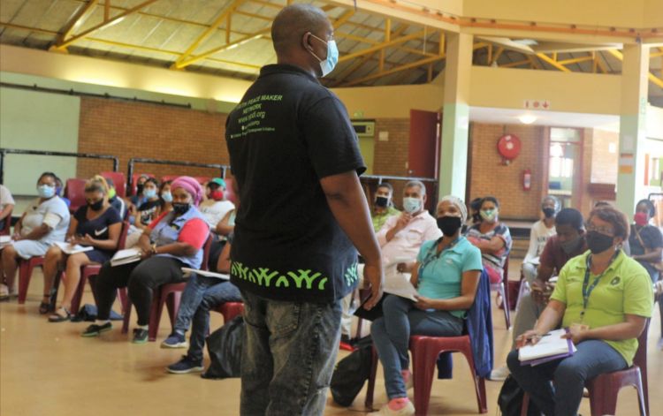 Youth in Cape Flats, South Africa, learning about Business and Entrepreneurship from WPDI