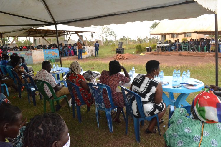 WPDI teaches 285 women at the Kiryandongo Refugee Settlement about business and entrepreneurship